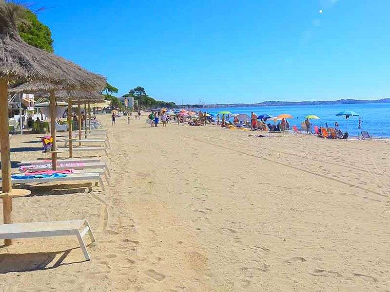 beaches in Cambrils